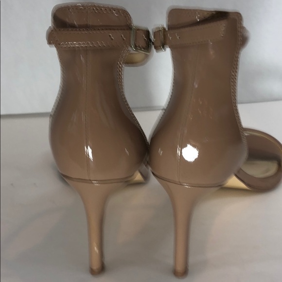 Kenneth Cole Nude patent sandals - Picture 3 of 8